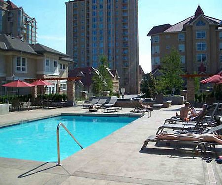 Waterscapes Resort By Dkra Kelowna Exterior photo